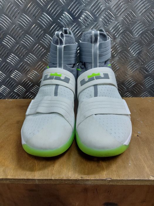 Nike Jordan Lebron кецове 50.5 51.5