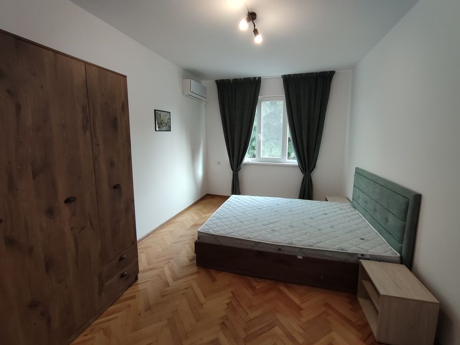 Дава се под наем Четиристаен апартамент в Видин, Център - 100 кв.м за 560 € - Снимка #4