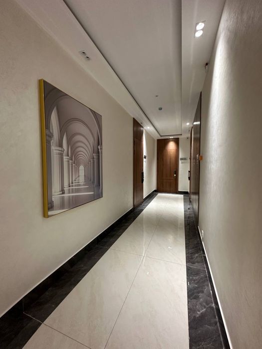 Срочно Продаётся Ж.К Murod Building Буз Бозор 95.м2 3.комнатная
