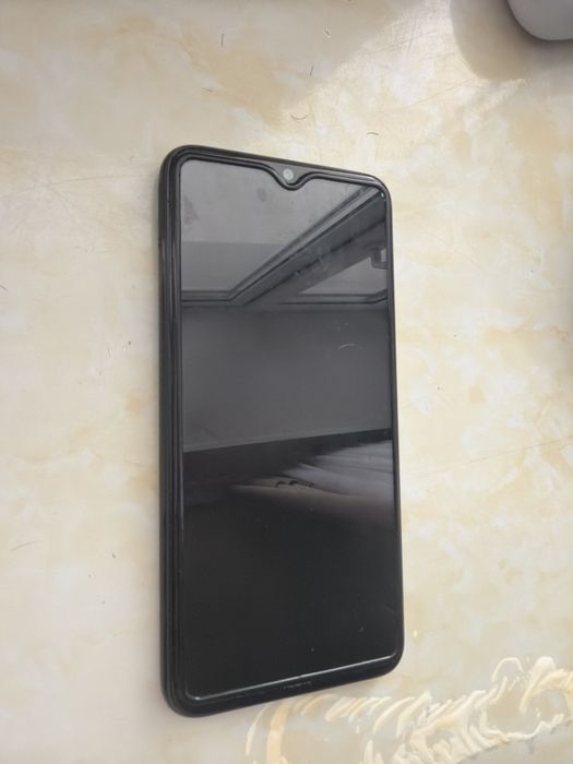 Продам телефон Xiaome Redmi note 8, 4гб/32 гб, черный.
