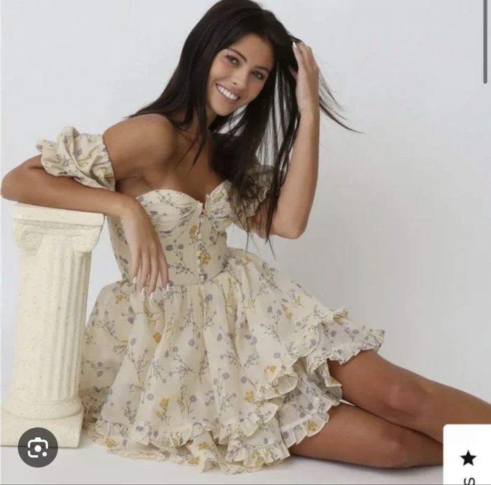 Къса рокля Aderlina