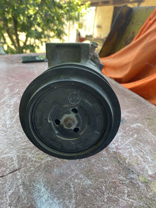 Компресор  климатик  за фиат