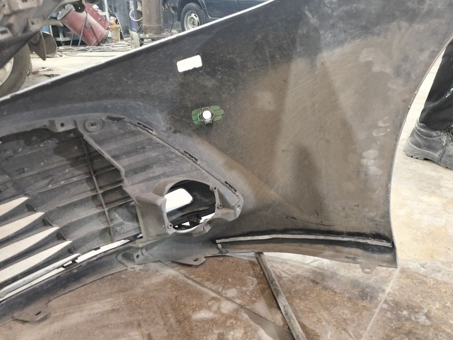 Бампер на Тойота камри 70 европеец