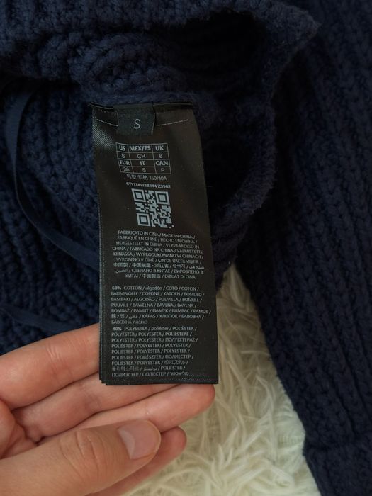 Свитер теплый Guess