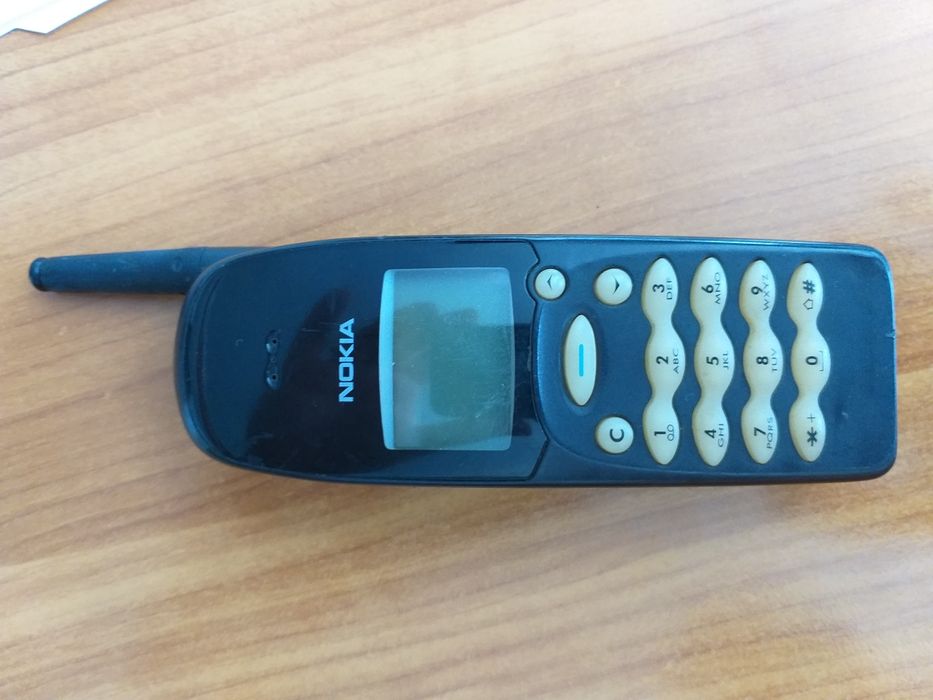 Мобифон nokia нокия 650/640. Цена за брой. И двата светват.