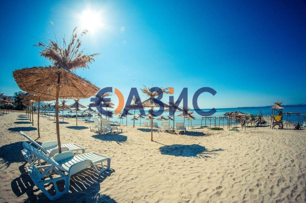 Продава се Двустаен апартамент в Свети Влас - 74 кв.м за 2037 €/кв.м - Снимка #11