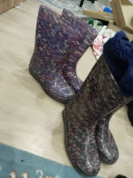 Продам резиновые сапоги