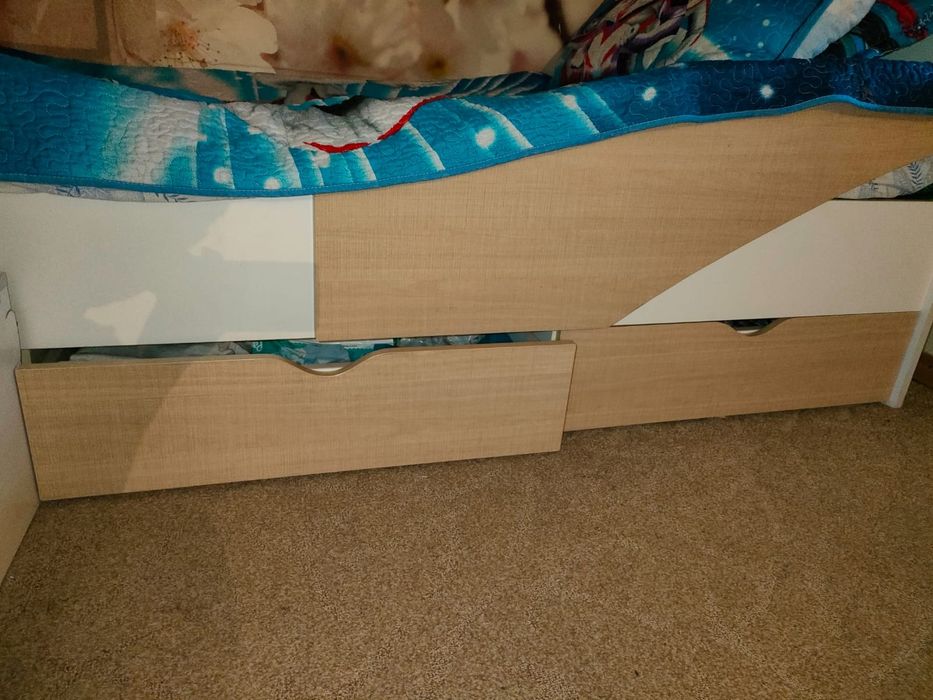 Кровать детская двухъярусная