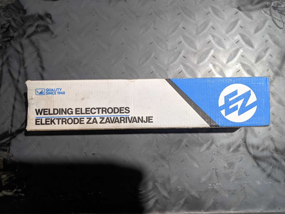 Electrozi sudură bazici (superbaz) și rutilici (supertit fin), 2.5 mm
