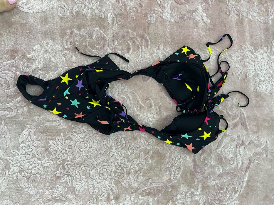 Vand costum de baie pentru fete