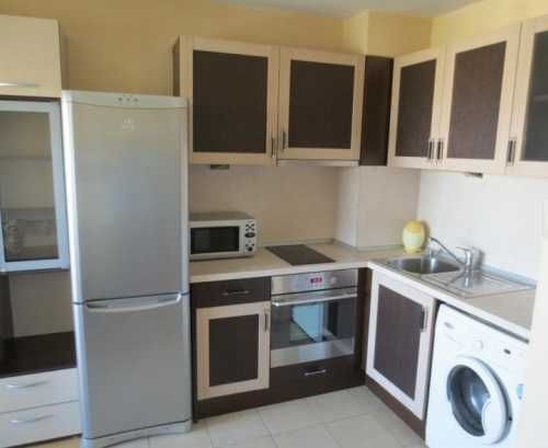 Двустаен имот в Сухата река