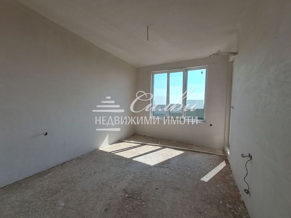 Продава се Тристаен апартамент в Шумен, Тракия - 90 кв.м за 689 €/кв.м - Снимка #2