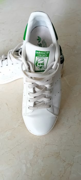 Оригинашни Adidas smith бели като нови