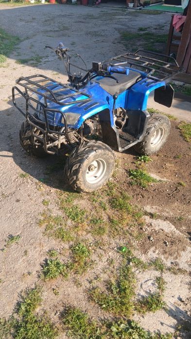 Vând atv 125cc .
