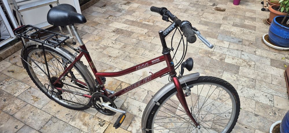 Bicicleta de vanzare