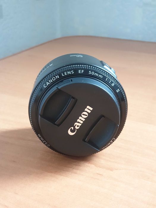 Объектив Canon 50mm
