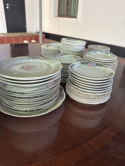 Тарелки разного размера общий 85шт