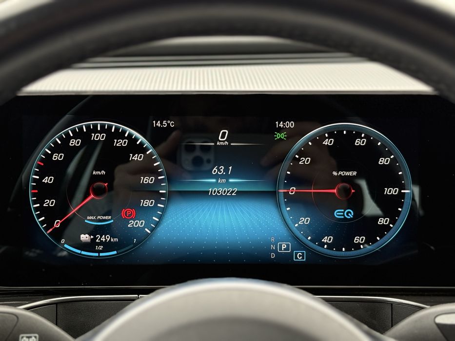 Mercedes-Benz EQC 400* AMG* 2022г* 4M* 90.000KM* НОВА* 550КМ-Пробег