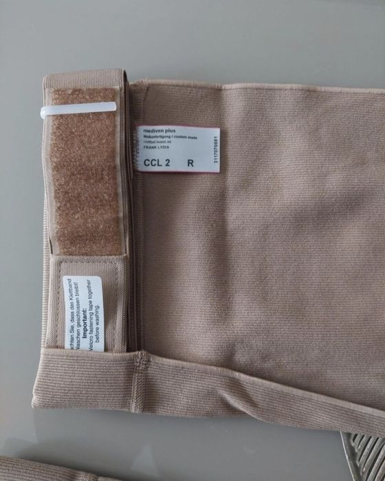 Vând monocolant terapeut