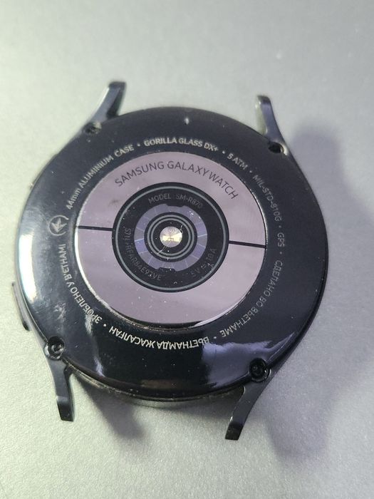 Samsung Galaxy Watch 4 (SM-R870)