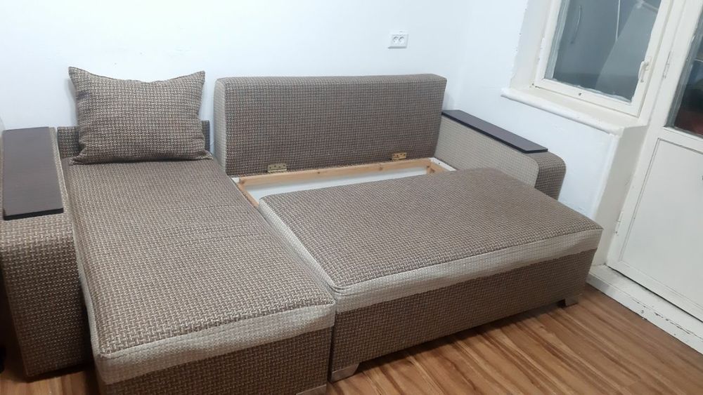 Диван сотилади. Тросформер