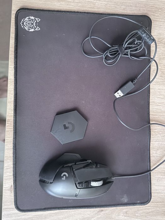Vand mouse gaming si casti