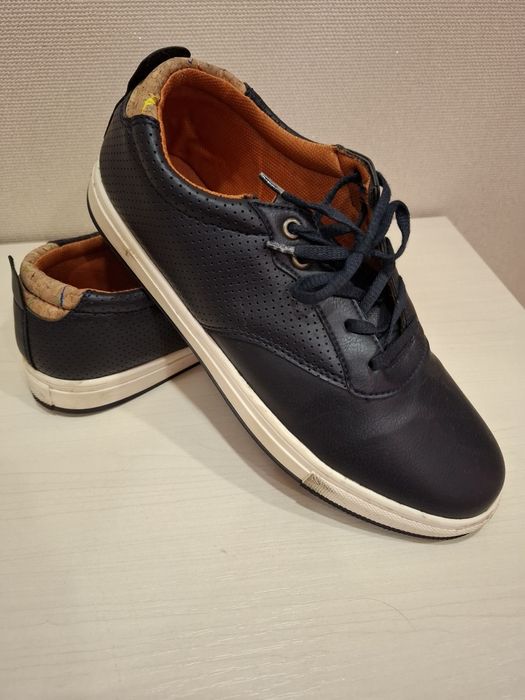 Продам недорого. Мужская обувь