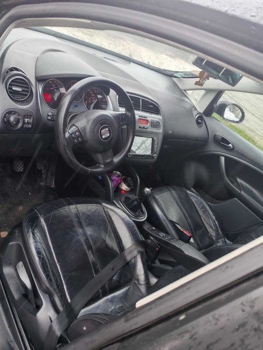 Vand(NU SCHIMB) Seat Altea 2008 2.0 bkd 220.000 km