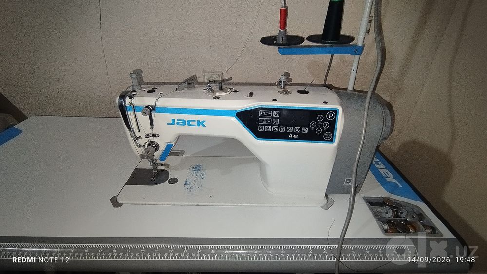 Jack A4B model tikuv mashinasi sotiladi