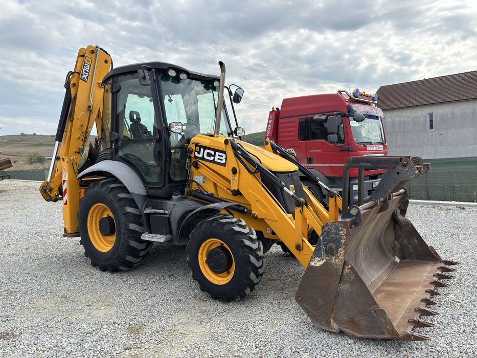 Buldoexcavator JCB 3CX 2014 / 5.100 ore / accept variante