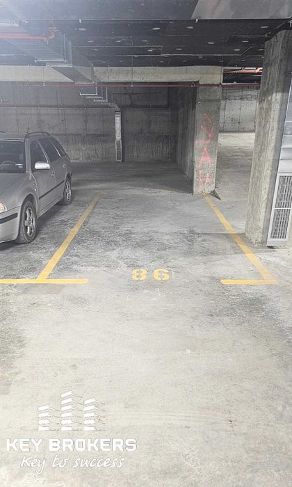 Продава се Гараж / Паркомясто в Бургас, Изгрев - 15 кв.м за 1734 €/кв.м - Снимка #1