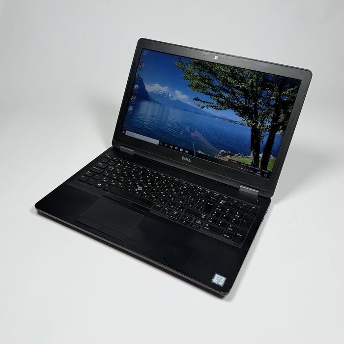 Лаптоп DELL Latitude E5570/i5-6300U/8GB RAM/256GB SSD/Подсветка