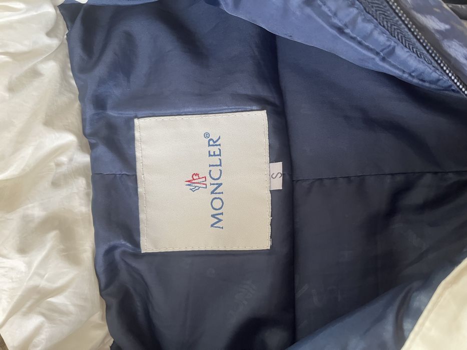 Продам Комбинезон до 10 месяцев