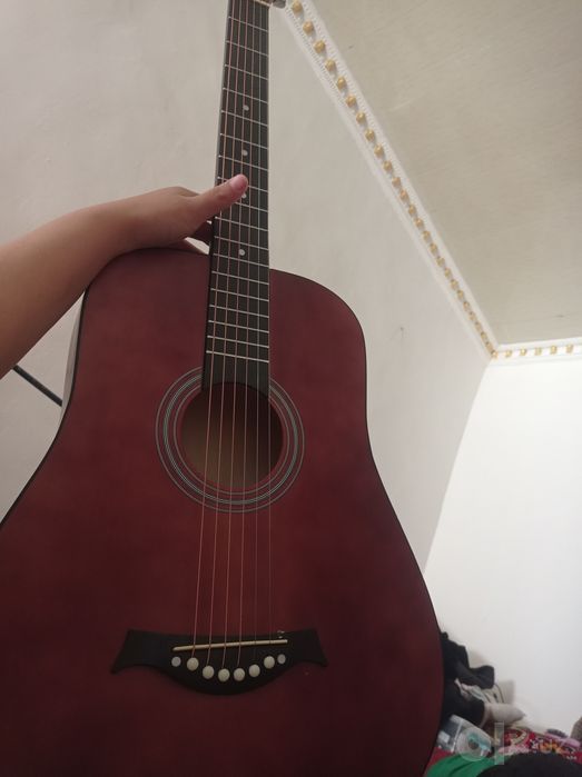 Gitara bartel bor narxi 650ming