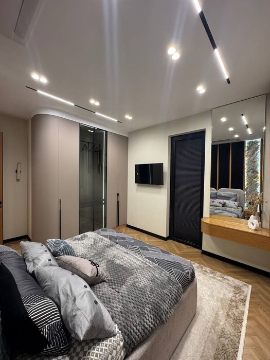 ЖК Parkwood, продается 3х комнатная квартира с ремонтом,2 балкона