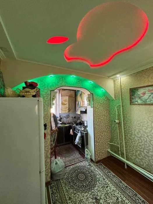 Продаётся 3х комн квартира на 4 этаже Ор-р 6 микрорайон