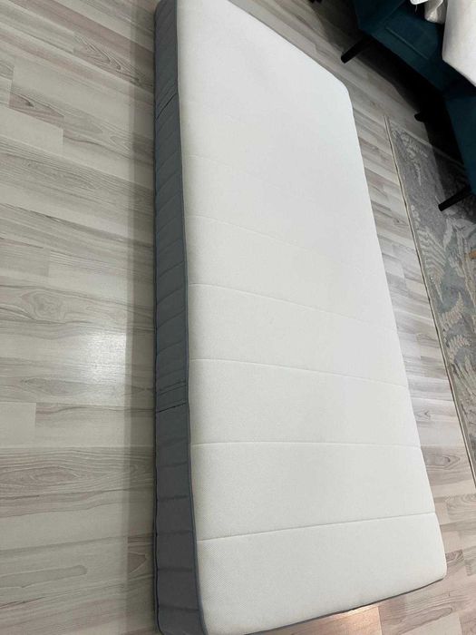 Vand Saltea Ikea 90x200 + Somiera + Topper - Ca noua !