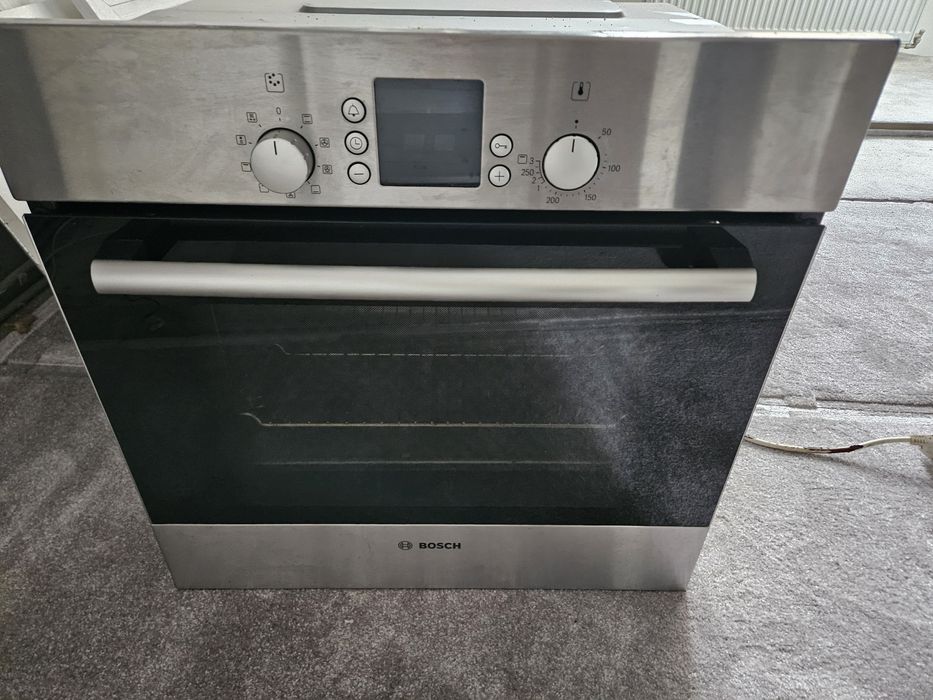Vad cuptor electric Bosch incorporanbil