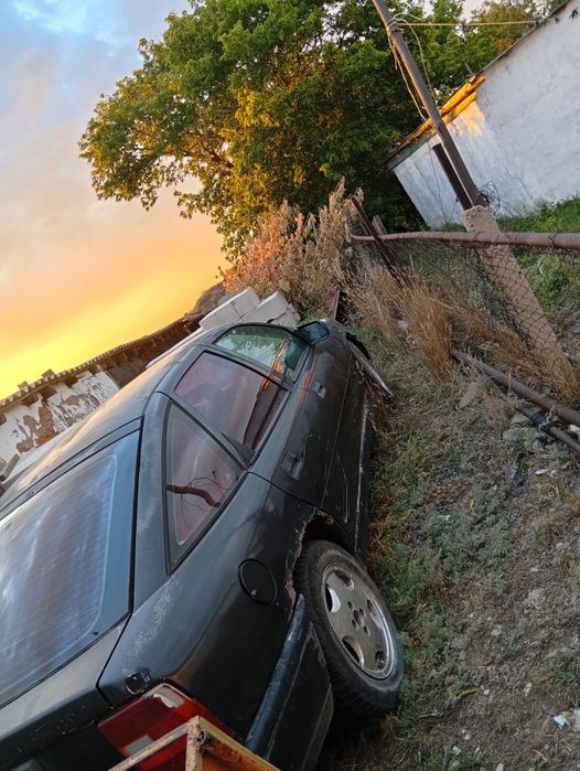 Продам машину OPEL VECTRA