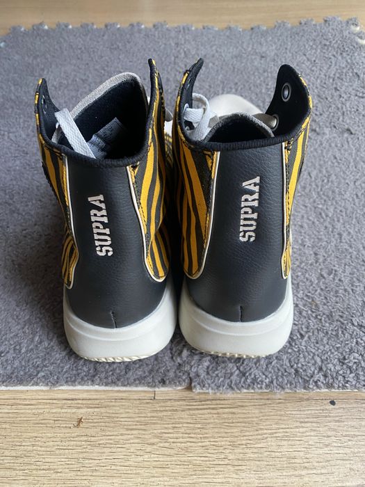 Supra Statik Caution Stripe Bone