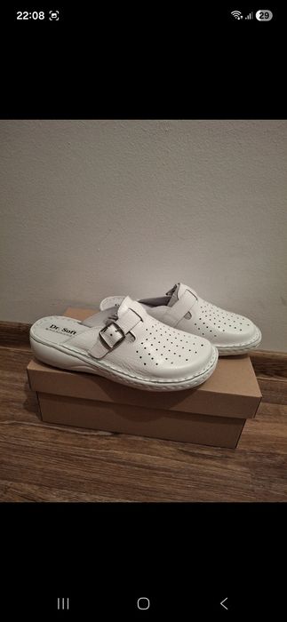 Saboți medicinali albi din piele interior si exterior mărimea 38