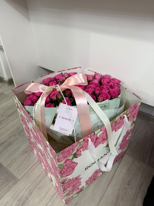 Продам шикарный букет от Romantic