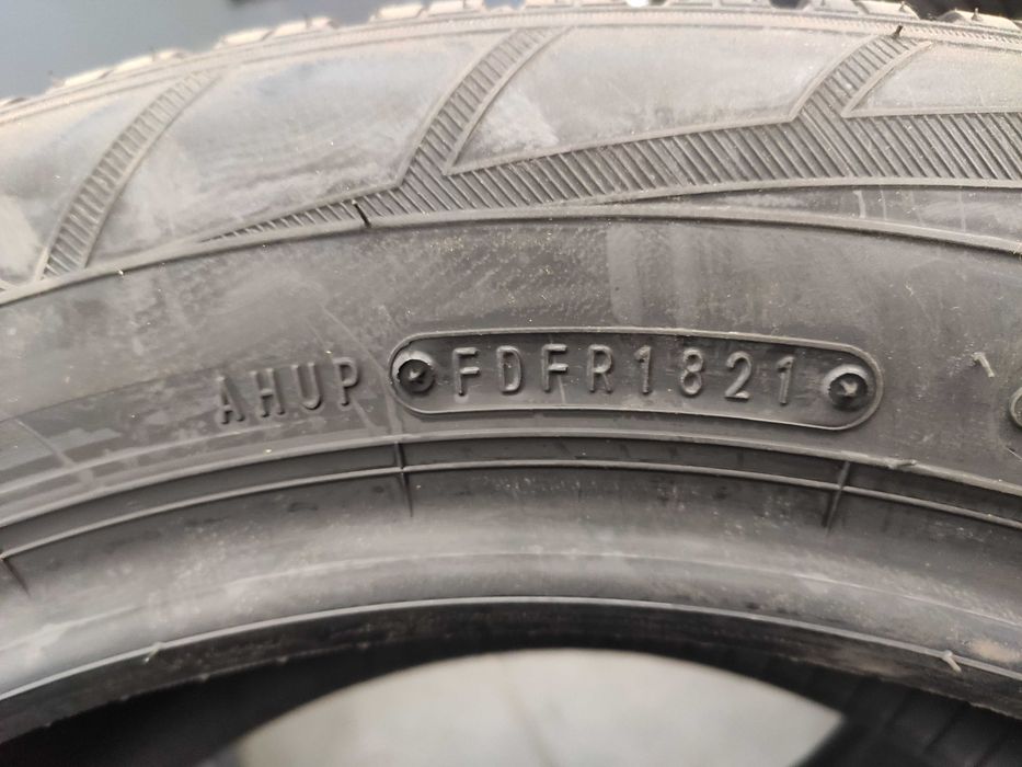 2бр Нови Зимни Гуми 225 55 17 - Falken