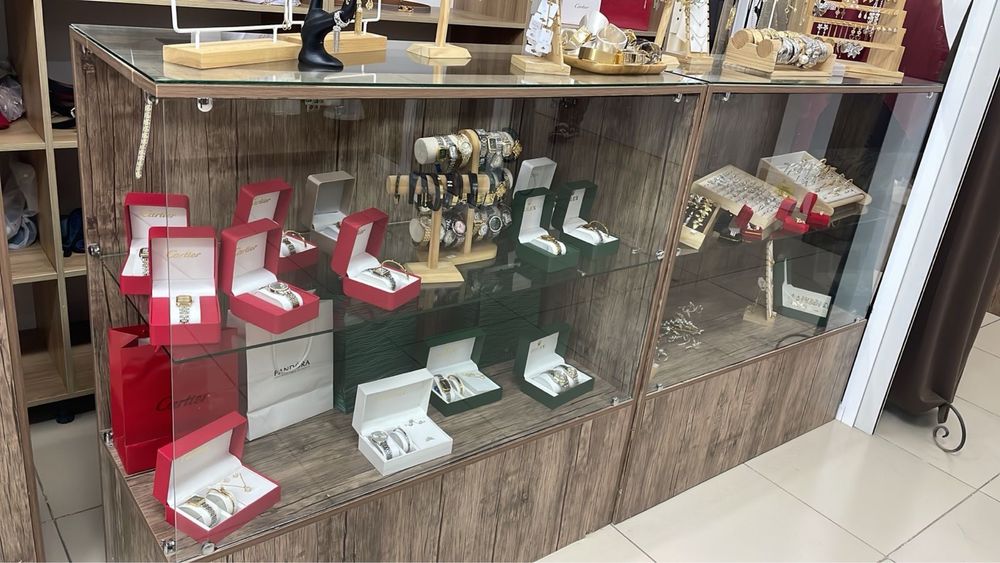 Витрина, островок, мебель