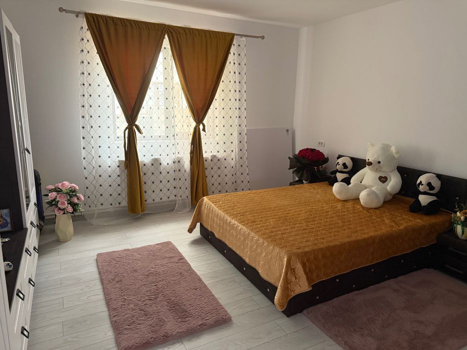 Casa de vanzare parter + mansarda