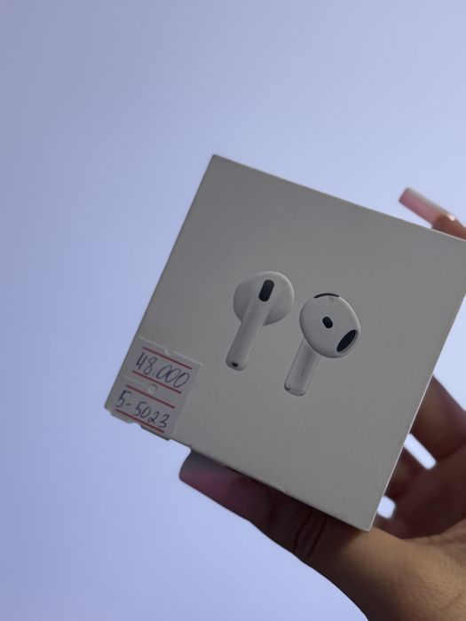 AirPods 4 с коробкой