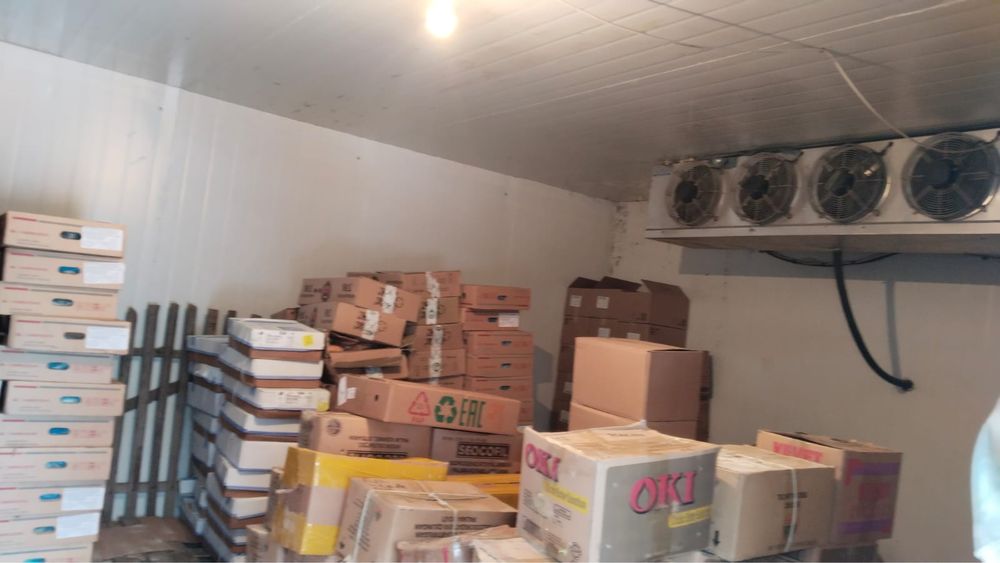 Продается холодильный камера 100 куб