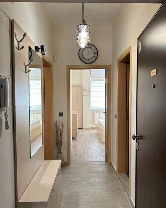 Дава се под наем Двустаен апартамент в София, Център - 55 кв.м за 800 € - Снимка #5