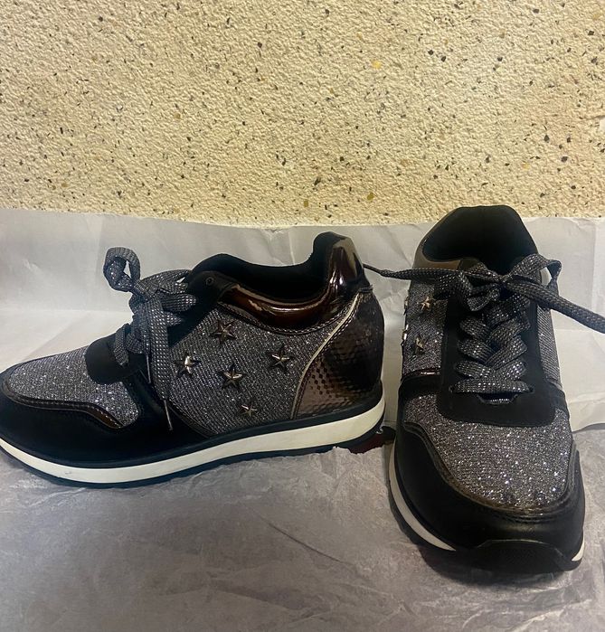 Маратонки с платформа