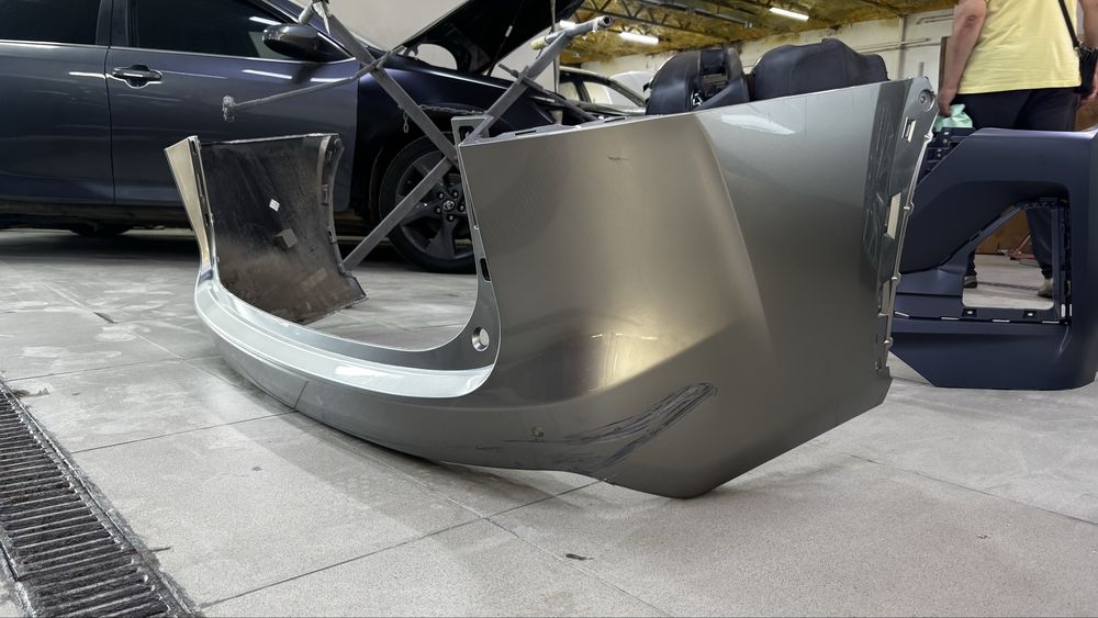 Продам бампер от lexus nx